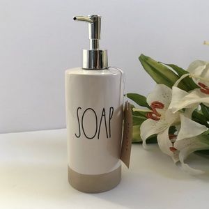 🆕Rae Dunn SOAP dispenser